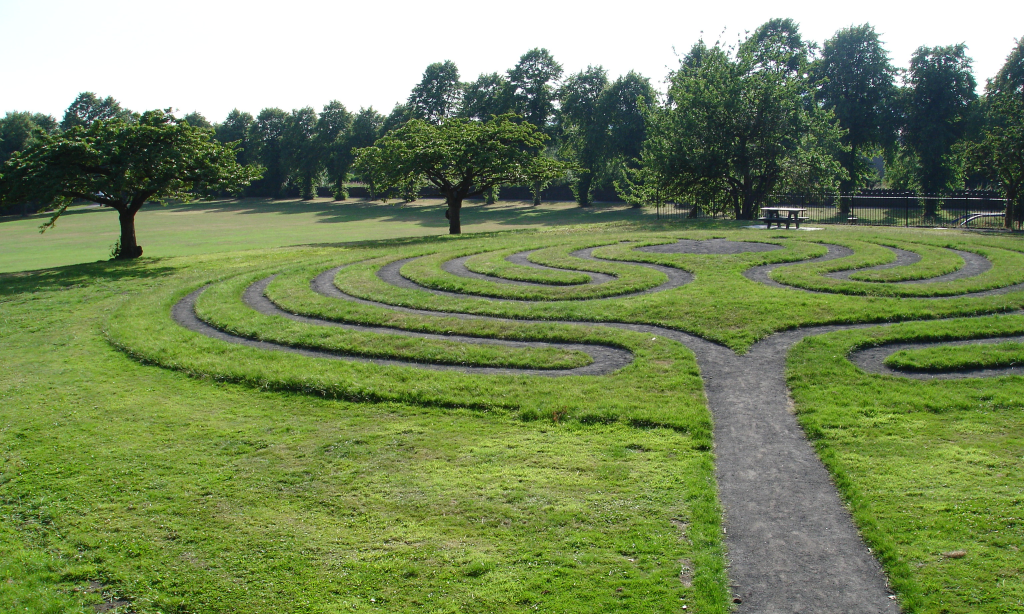 Labyrinth cropped
